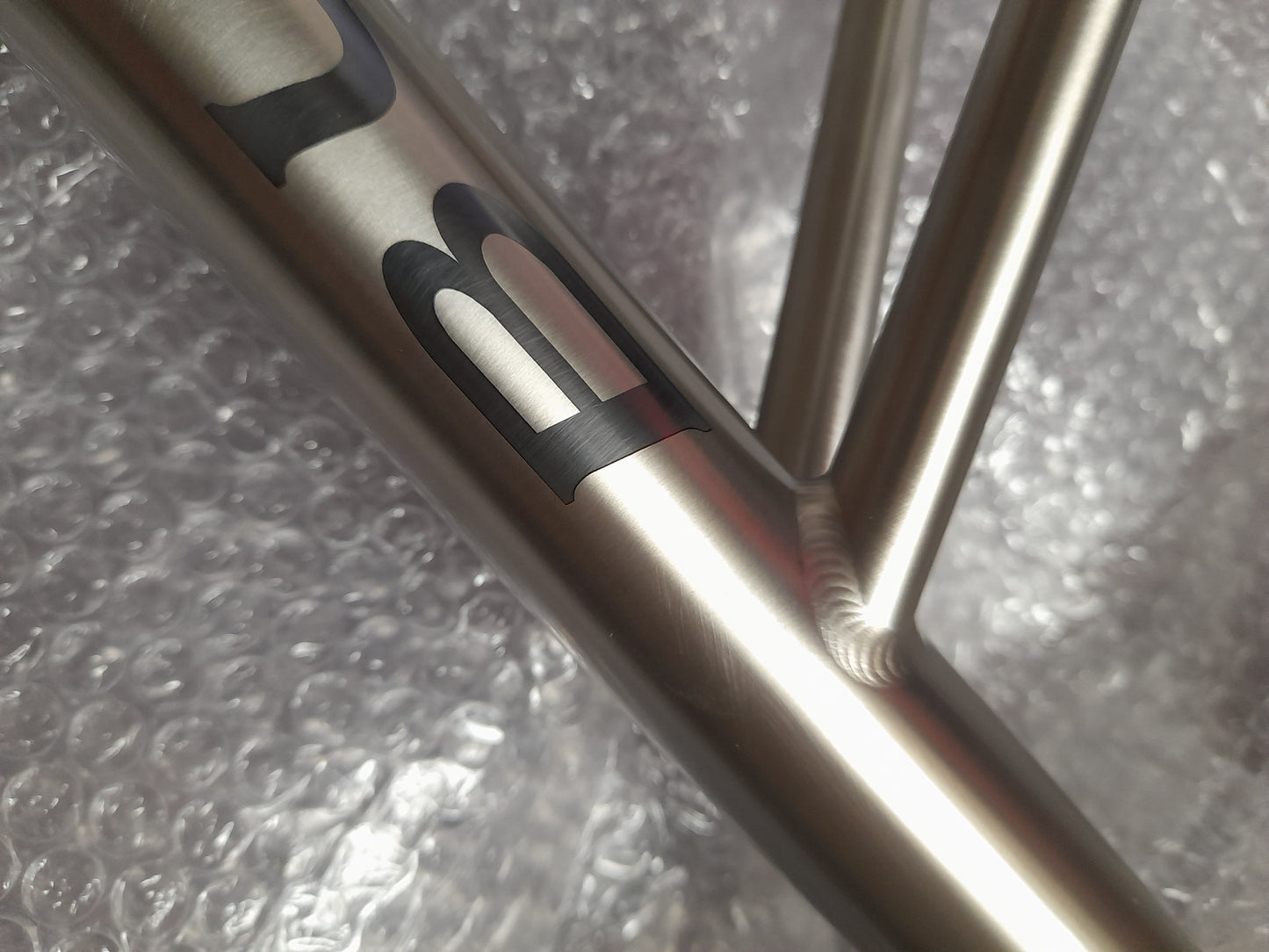 Aero Road Ti Disc Frame