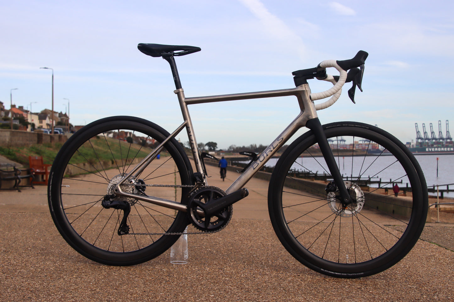 Burls Aero Road Ti Disc Di2